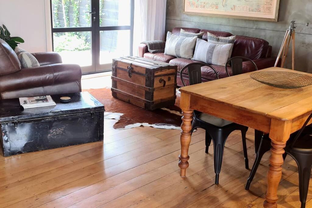 Apartment 4 - Haddin Court - Chic Ny Loft Style Blenheim Extérieur photo